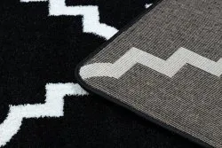 Carpet SKETCH - F343 black/cream trellis