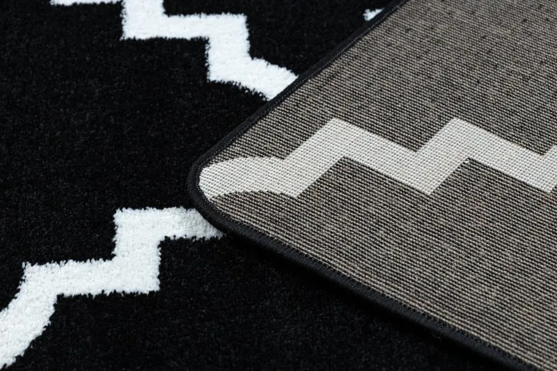 Carpet SKETCH - F343 black/cream trellis