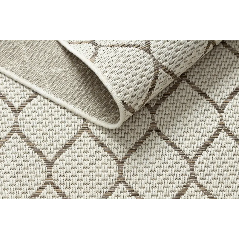 Practical outdoor rug, weather-resistant for garden use