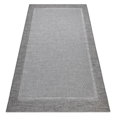 Grey sisal rug in boho style, perfect for contemporary home decor
