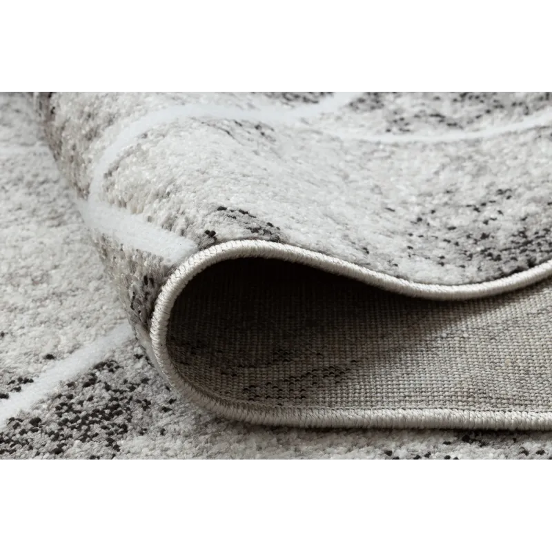 Versatile rug, great for the garden or patio