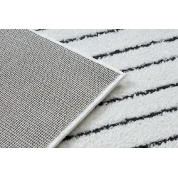 Rug made from high-quality materials, soft to the touch, modern design