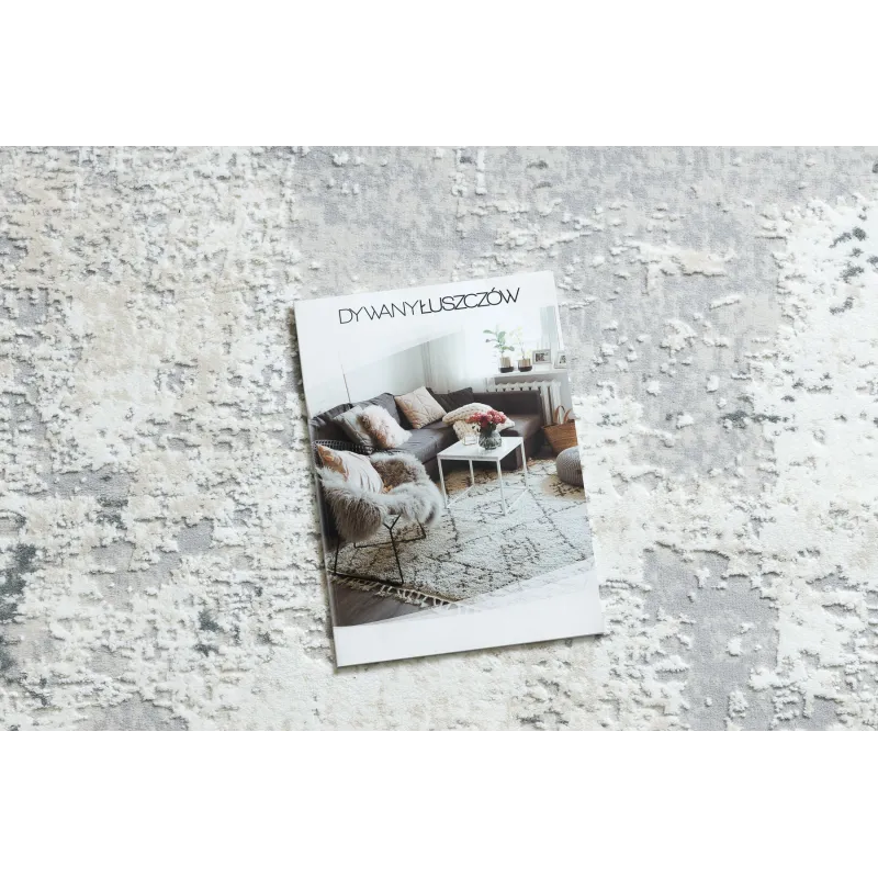Contemporary DUKE 51378 rug in cream and grey, stylish addition to any room