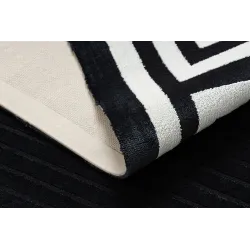 Black PEARL rug for outdoor or terrace use