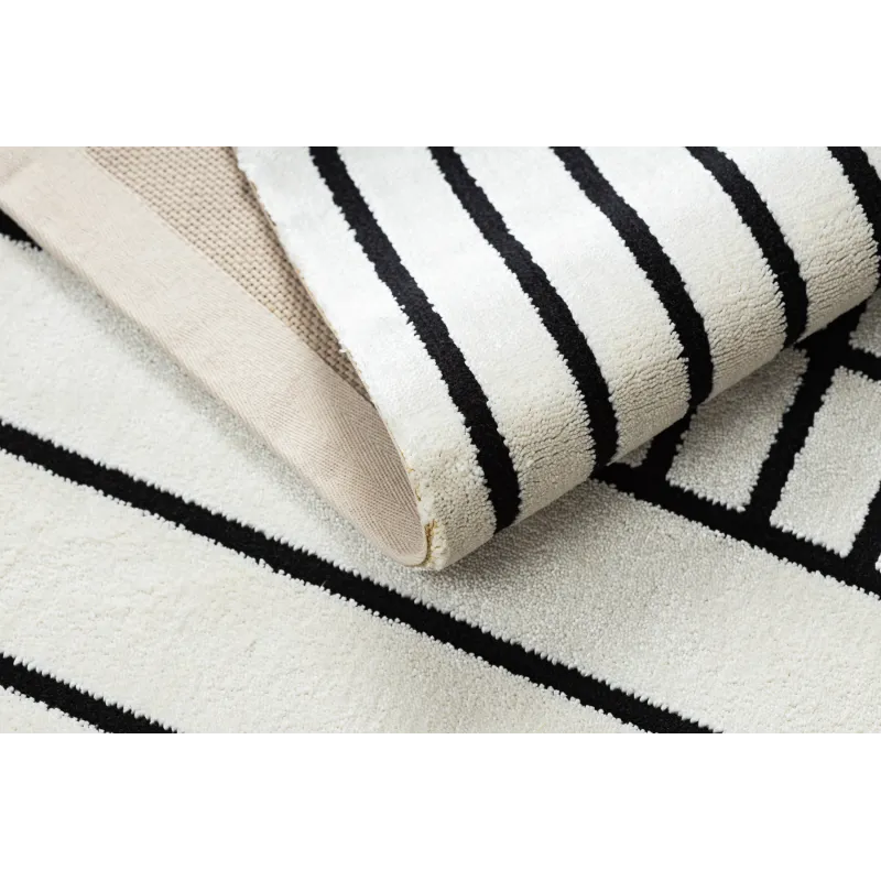 PEARL 51333K rug, ideal for kids, adds style to any room
