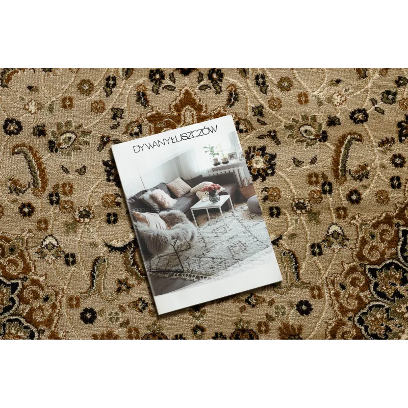Soft rug with a pleasant texture, ideal for the bedroom