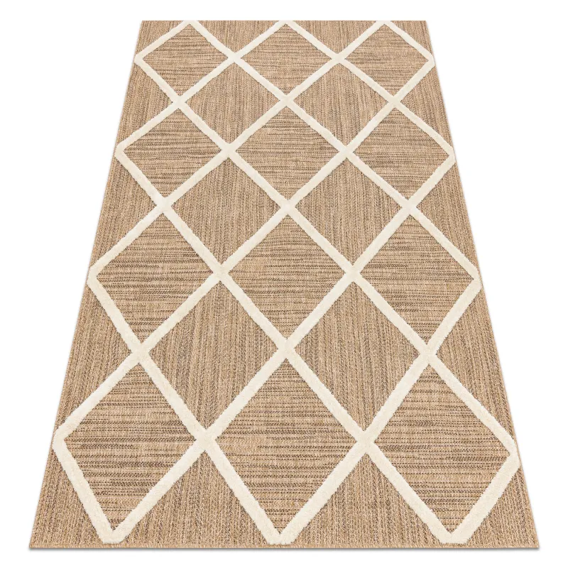 Beige and cream checkered diamond rug, sisal, structured design