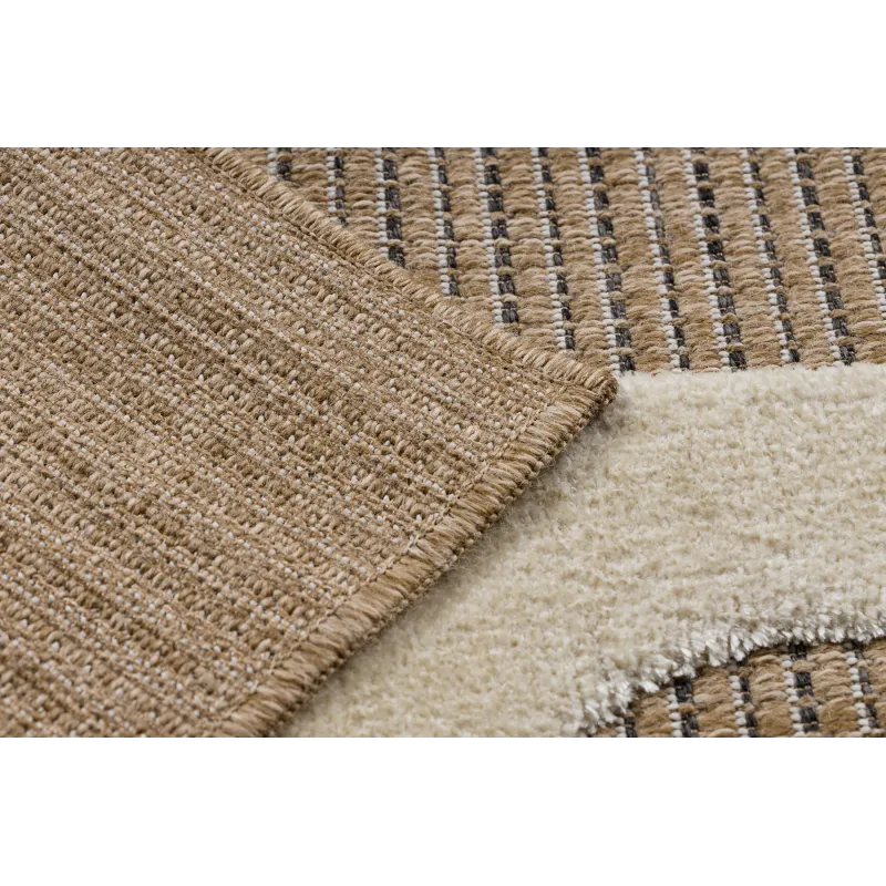 SPARK 0696A rug with structured texture, elegant for interiors