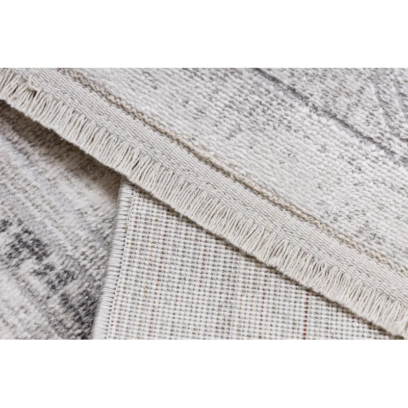 DISTIN 0107B rug with a vintage pattern and fringes, perfect for the living room