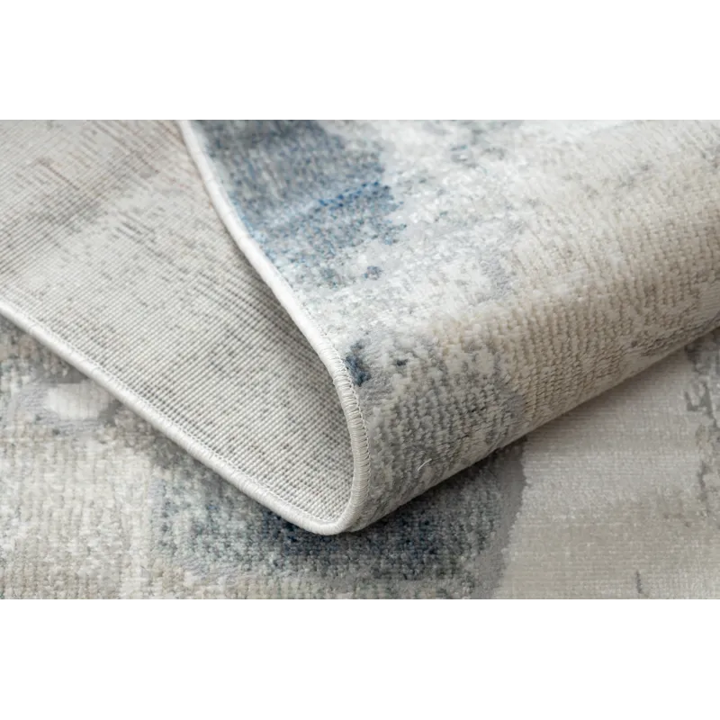 Rug DISTIN 0144A with fringes, a great choice for a kids' room