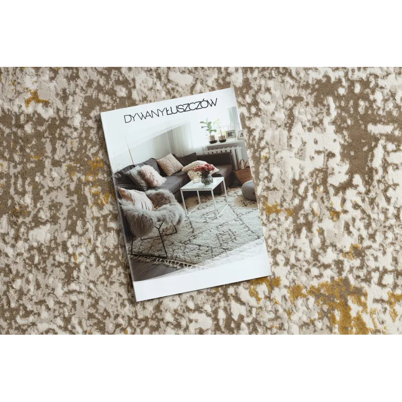 Stylish DUKE 51546 rug in beige and gold, perfect for the living room