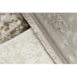 Soft DUKE 51546 rug with fringes, great for the bedroom