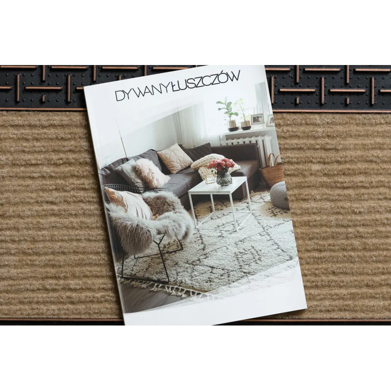 Brown BH 225 Grid doormat, modern design for home entryways