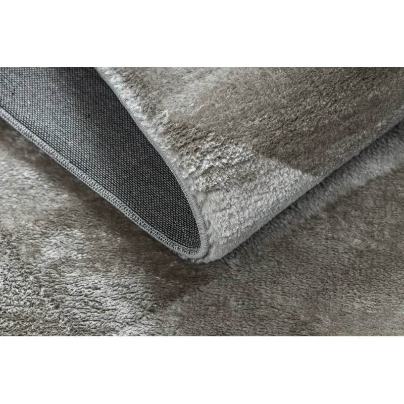 VISCO Silver Rug, perfect for kids' rooms, soft and pleasant