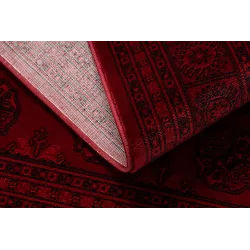Durable outdoor rug in oriental style, perfect for gardens