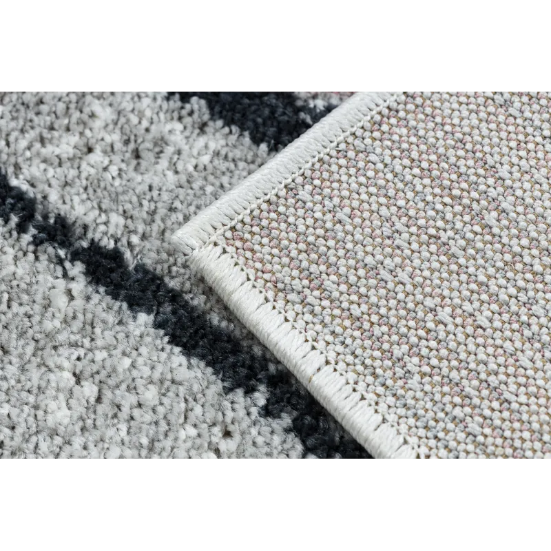 FUSION 5868 rug with a smooth texture, great for contemporary interiors
