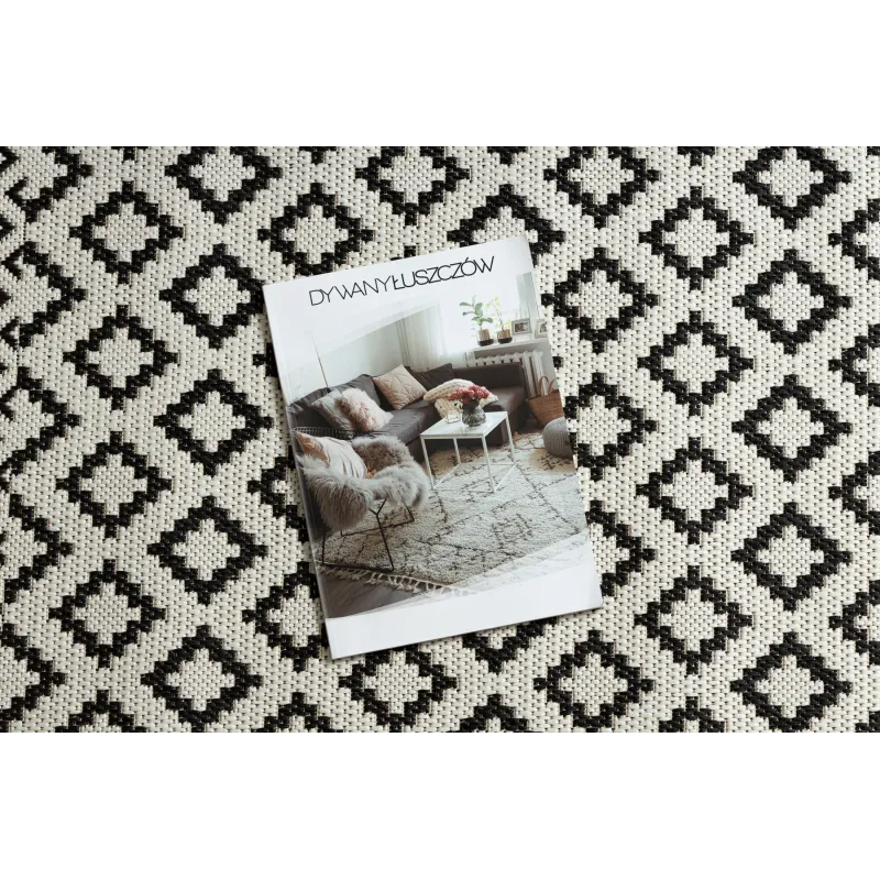 FLAT Diamond Sisal Rug Cream Black