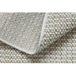 CASABLANCA LOOP rug, perfect for outdoor spaces or gardens