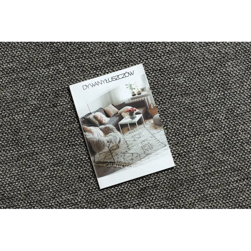 Stylish gray polypropylene rug, perfect for contemporary interiors