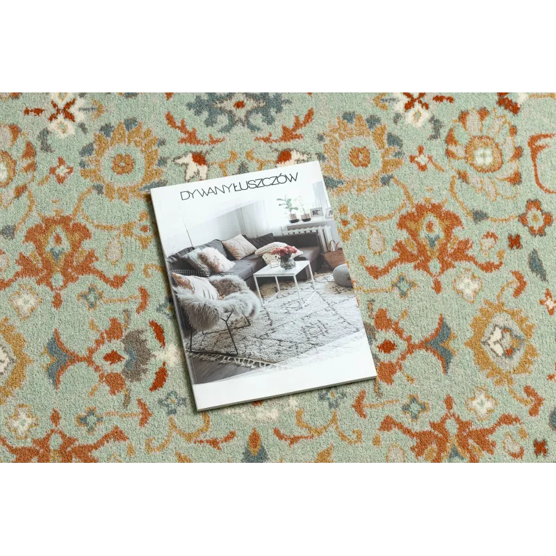 SOHO rug in green and beige, perfect for living room decor