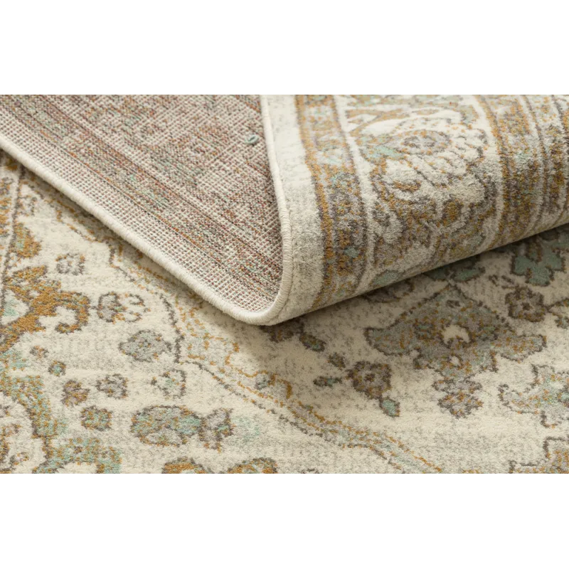 SOHO rug perfect for bedrooms or gardens, adds charm to spaces