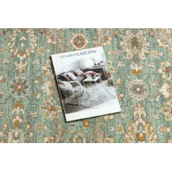 SOHO rug in shades of green and beige, an elegant addition to interiors