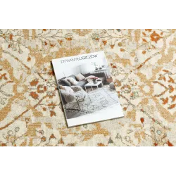 Chic SOHO wool rug in beige and terracotta shades, perfect for the living room