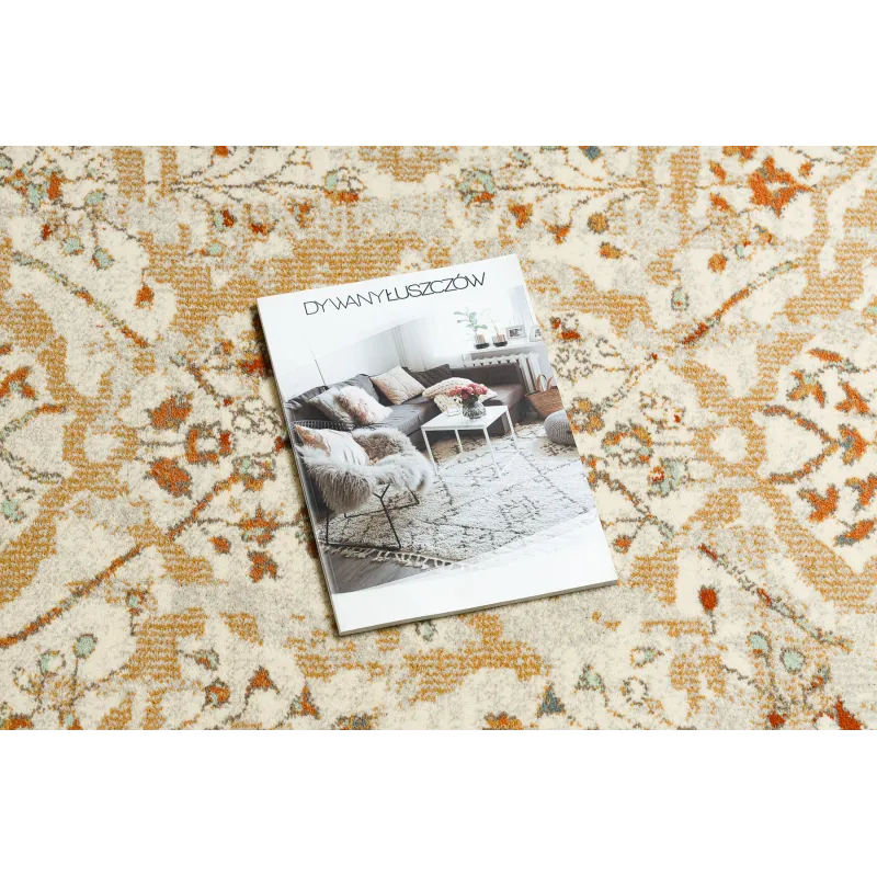 Chic SOHO wool rug in beige and terracotta shades, perfect for the living room