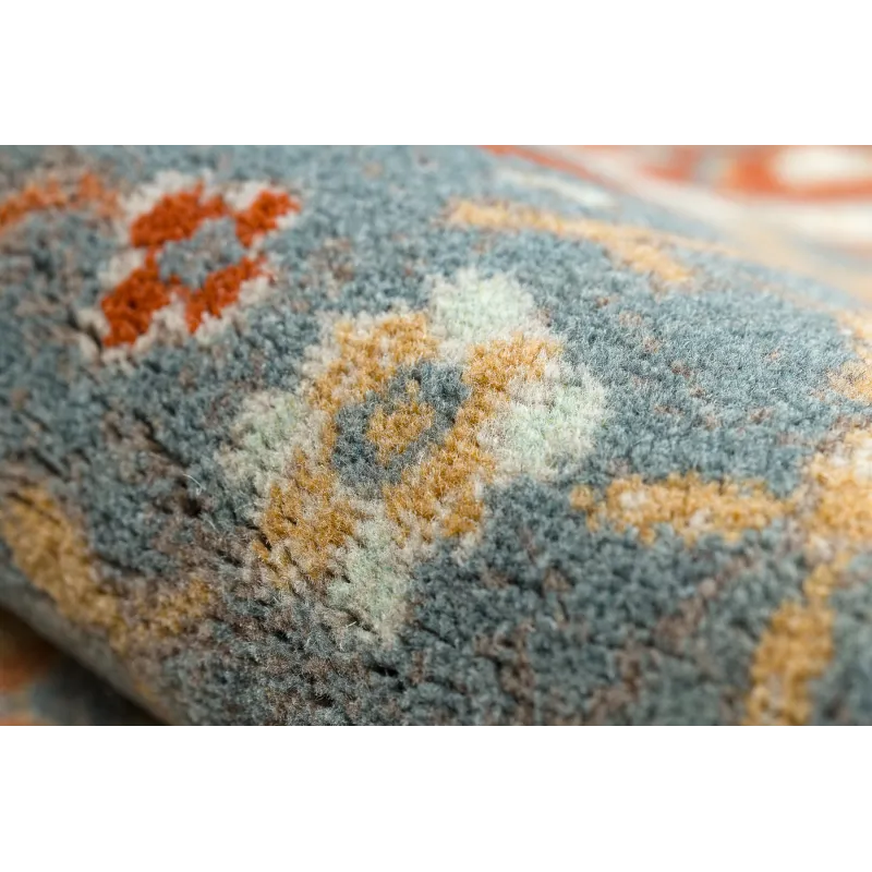 SOHO rug in natural colors, perfect for gardens or patios