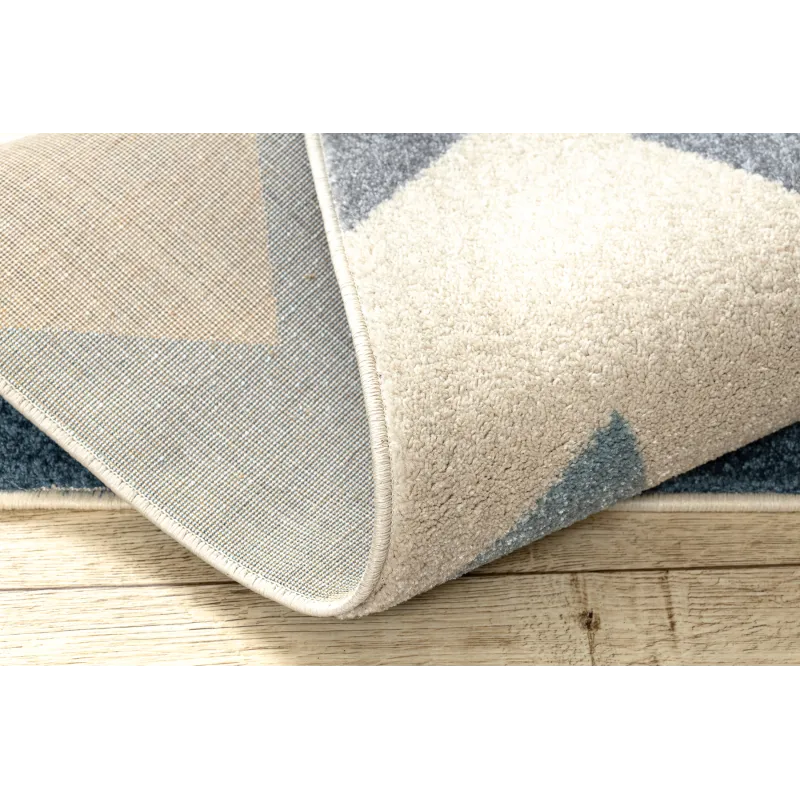 Living room rug in yellow zigzag, perfect for modern interiors