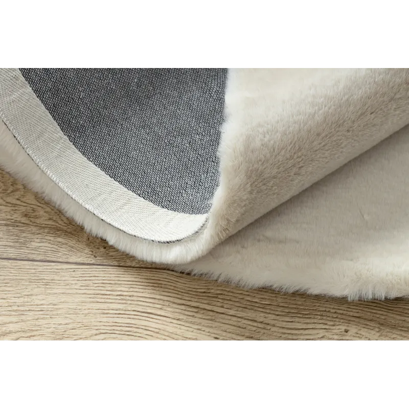 BUNNY rug perfect for children's rooms or gardens, adds coziness and style