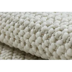 Soft loop pile rug, pleasant to the touch, suitable for living room or bedroom