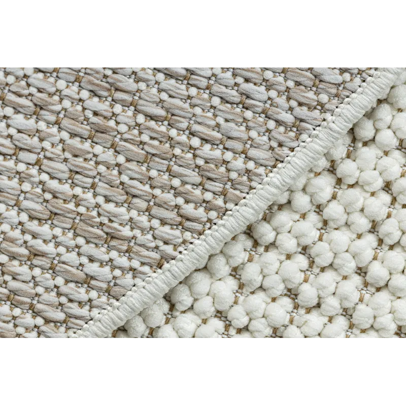 Soft loop rug with a pleasant texture, modern design