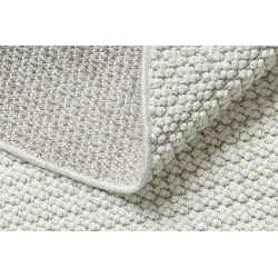 Rug suitable for living room or bedroom, perfect for relaxation