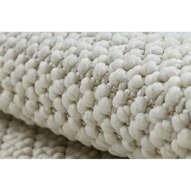Modern rug for outdoor use, enhancing your garden space