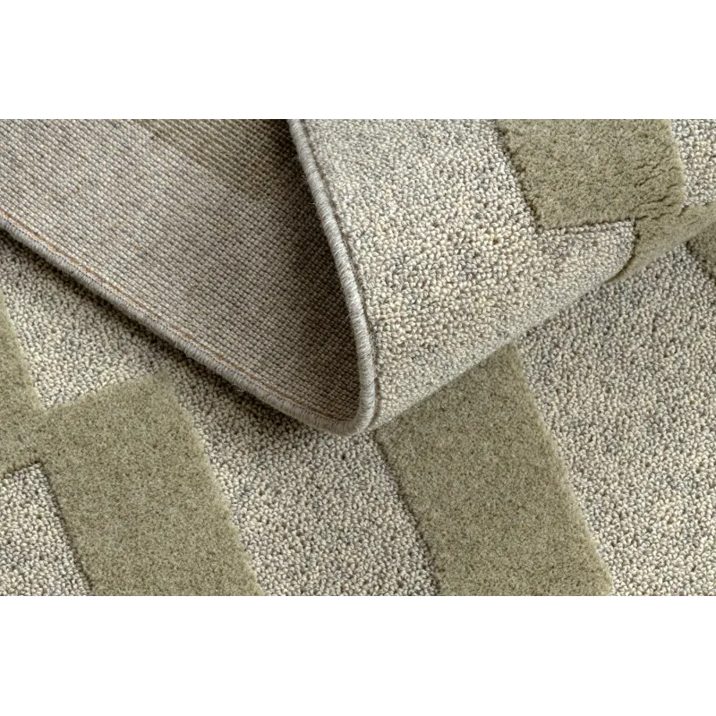 Practical wool rug for the garden or terrace, weather-resistant