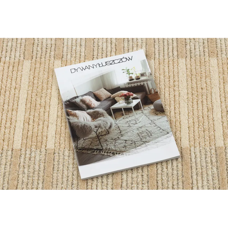 Beige FLUX wool rug, structured design, ideal for loft-style decor