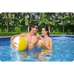 Garden pool 610x366x122 cm, perfect for kids' play on warm days