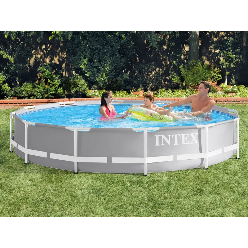 Round frame pool 366 cm perfect for gardens